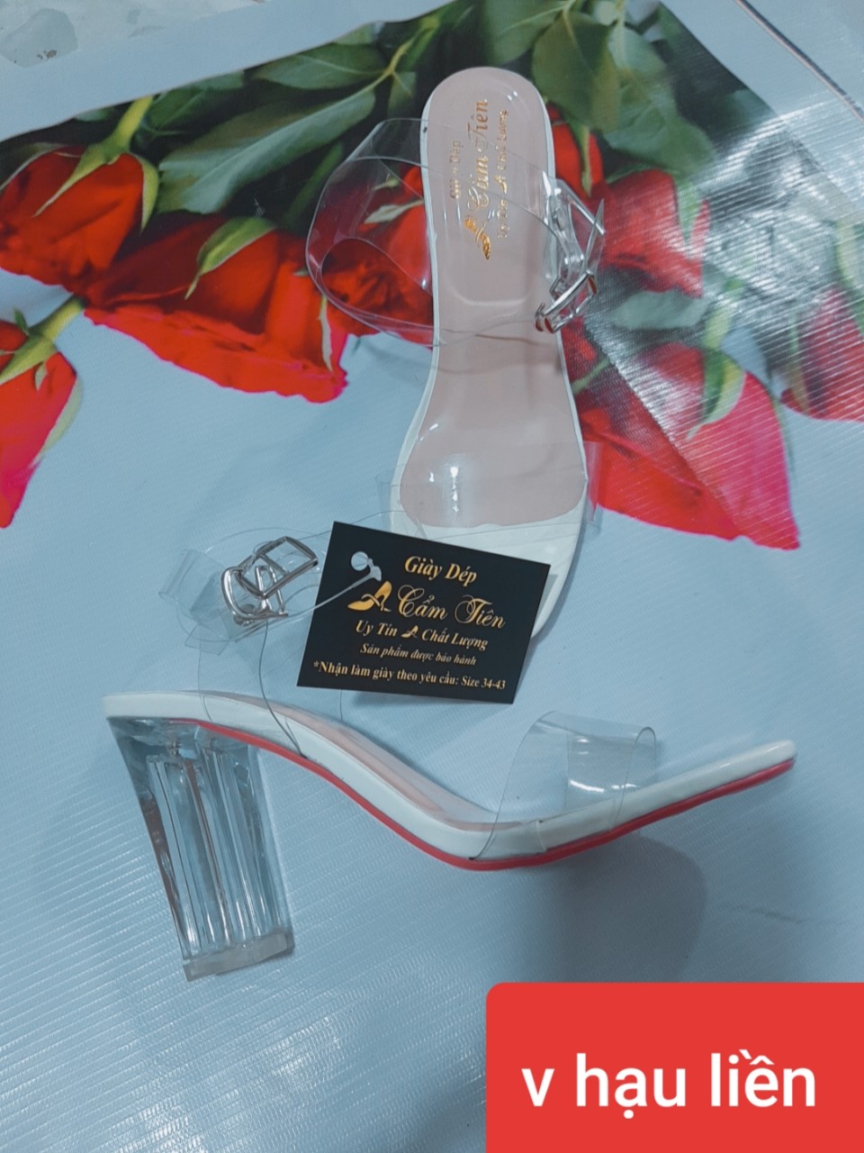 Giày cao gót nữ 9 phân mica màu trắng