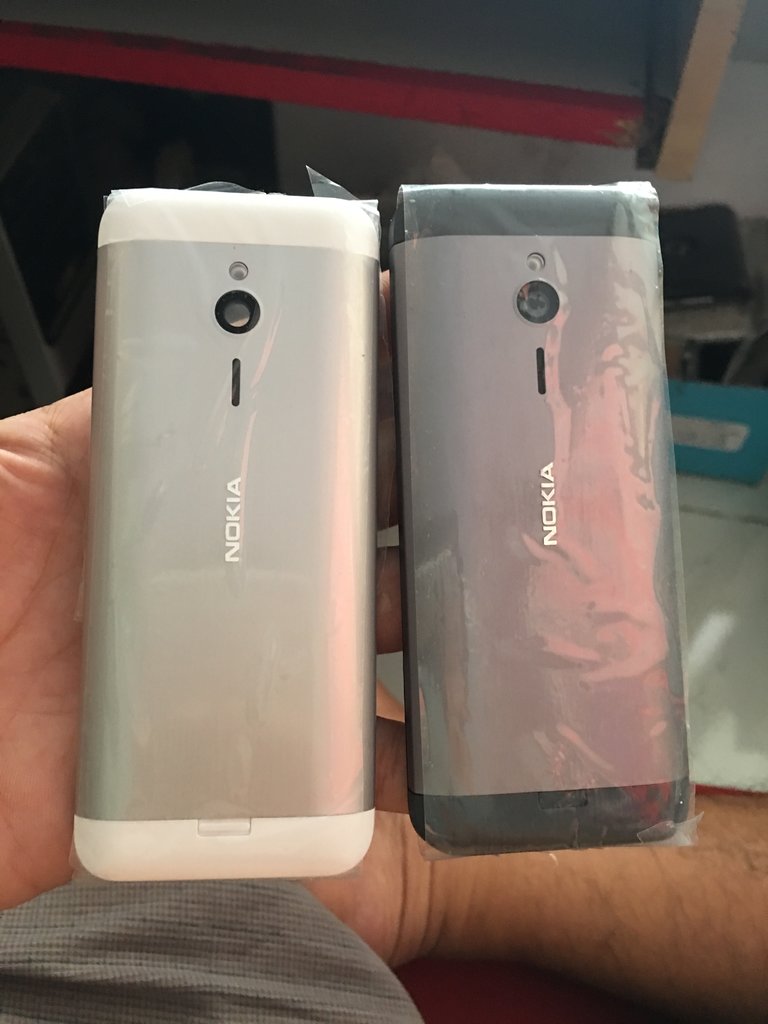 [HCM] Bộ Vỏ Nokia 230 có sườn và phím