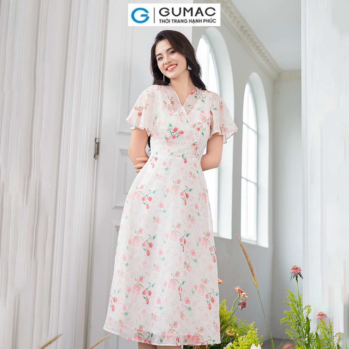 [15 - 17.6 |Voucher 8-15%] Đầm nữ cổ tim kiểu phối thời trang GUMAC DD12061