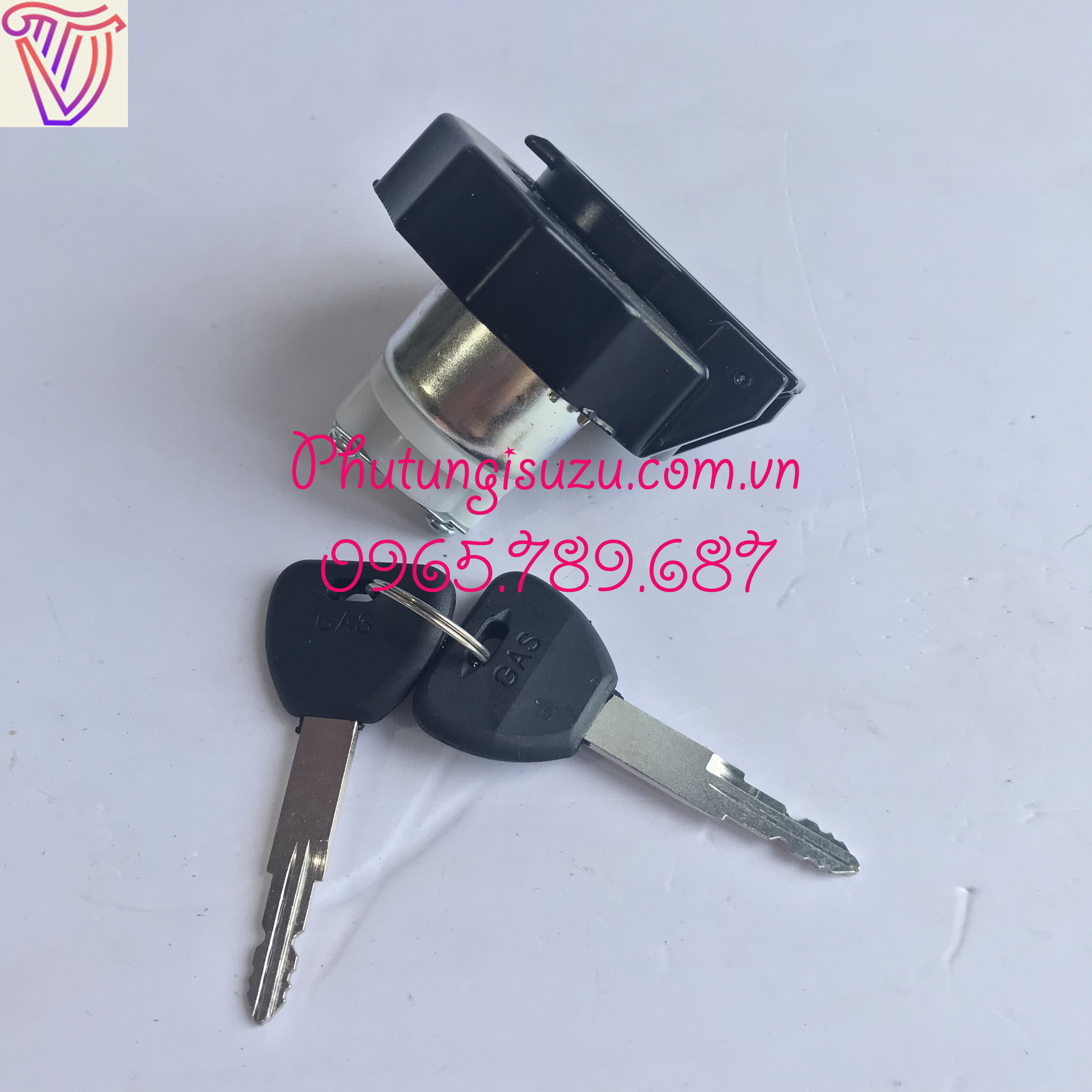 Nắp bình dầu Isuzu QKR / NQR