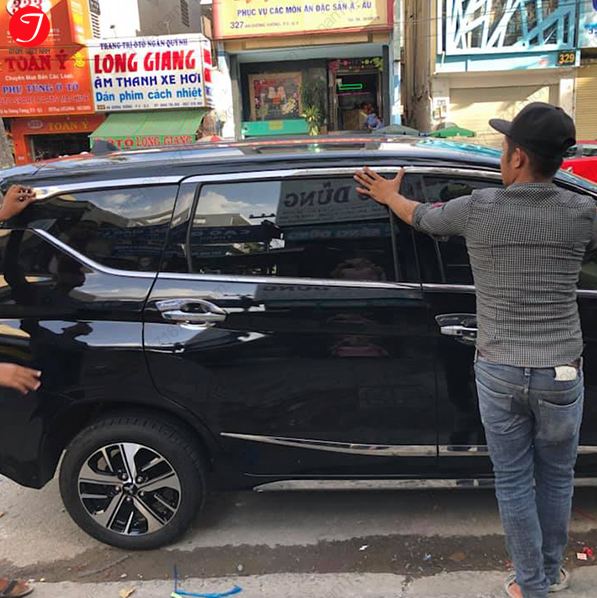 Nẹp viền cong kính chân kính xe Xpander - full bộ Inox xịn