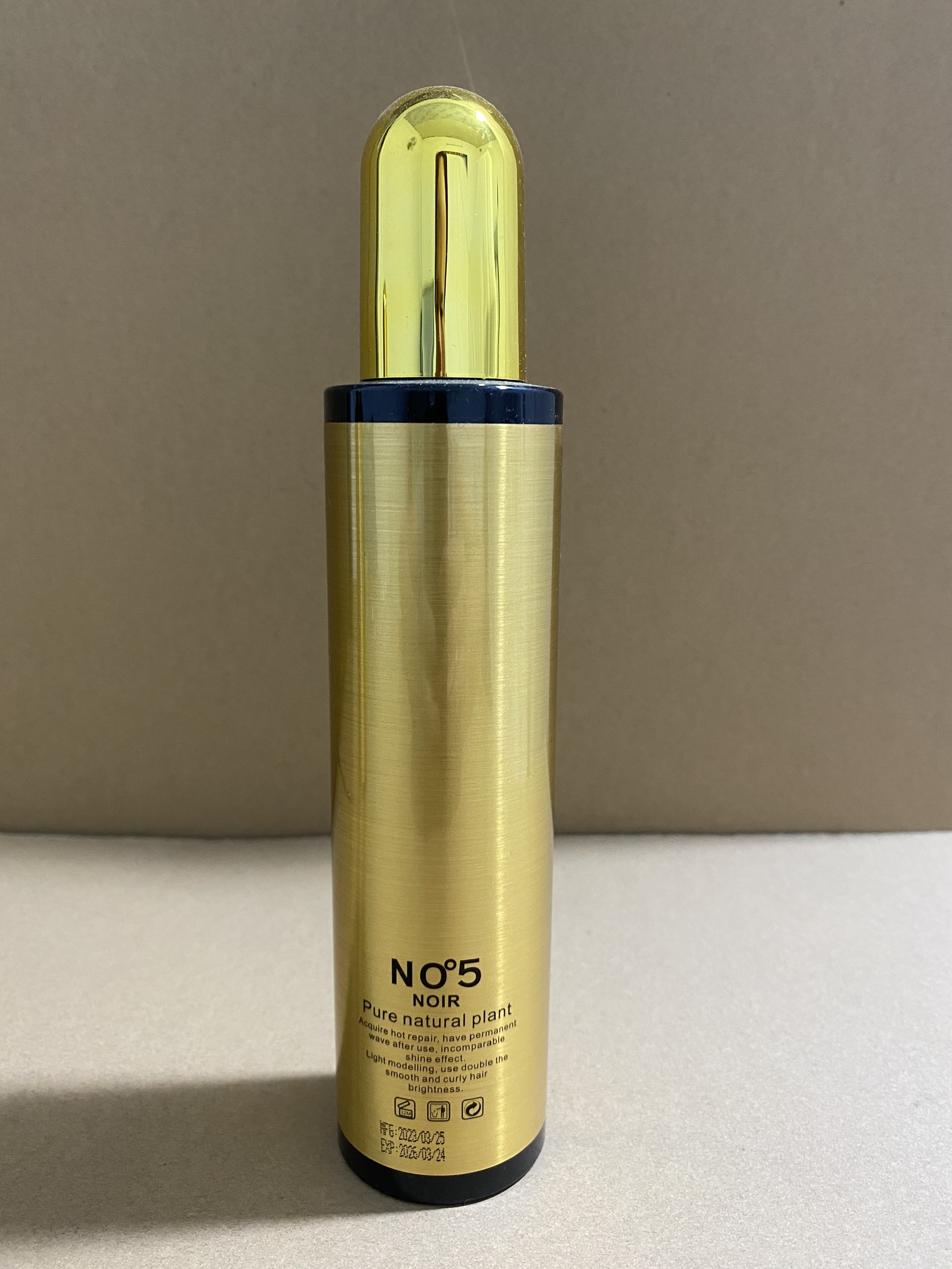 Xịt Dưỡng Mềm Mượt Cho Tóc Luôdais No5 220ml