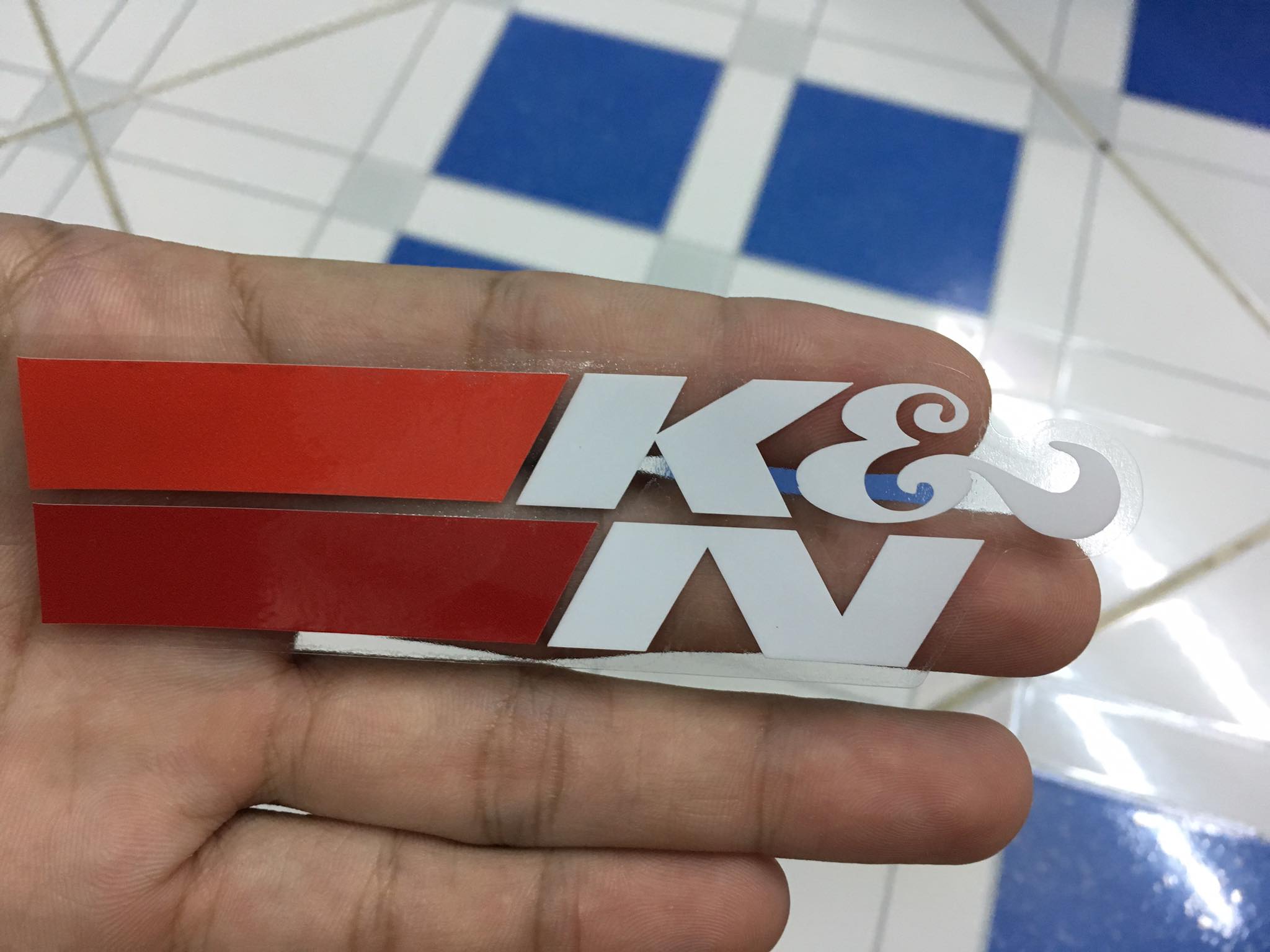 Combo 2 tem logo kn bóc tách nền