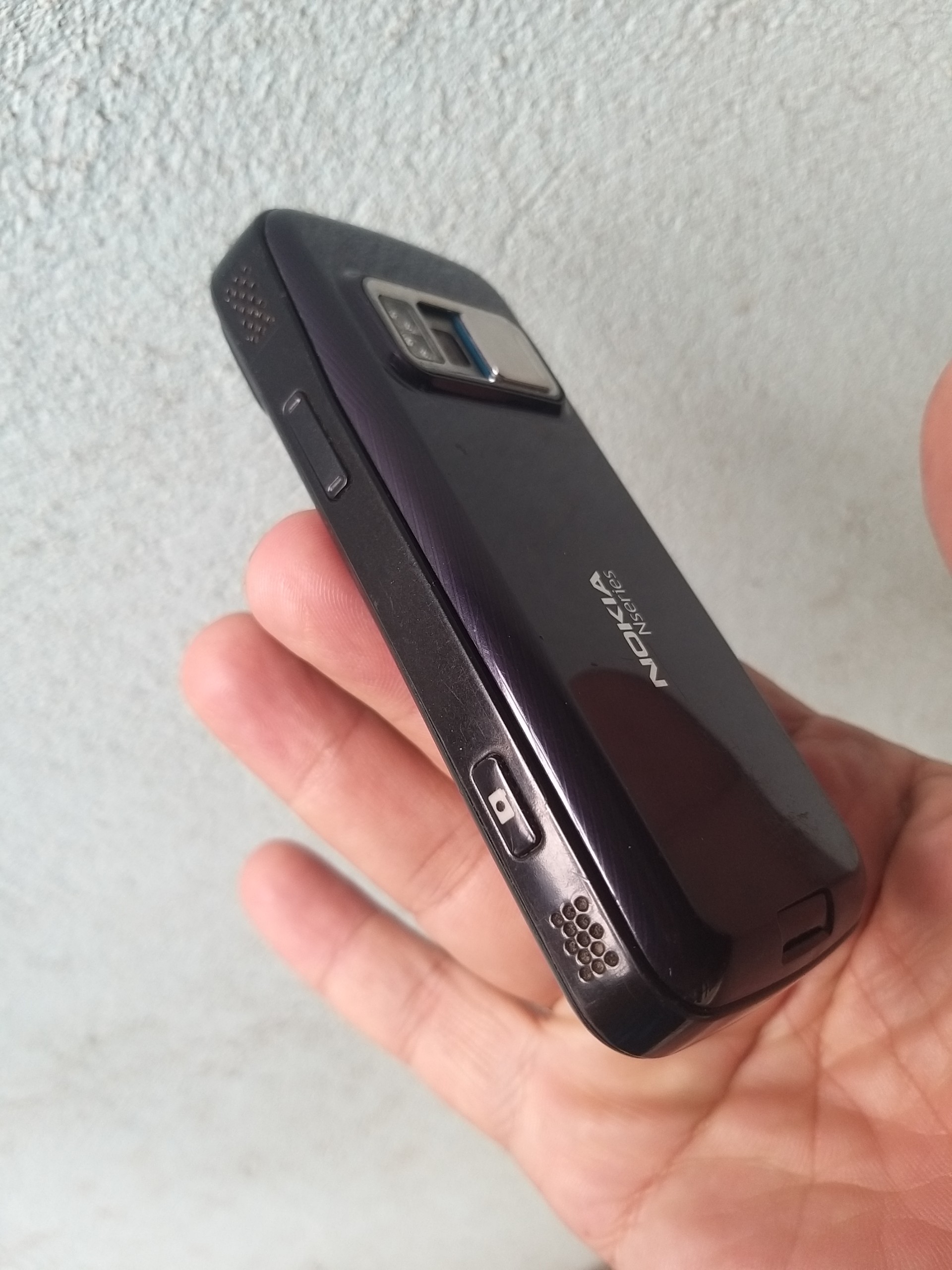 Nokia N79