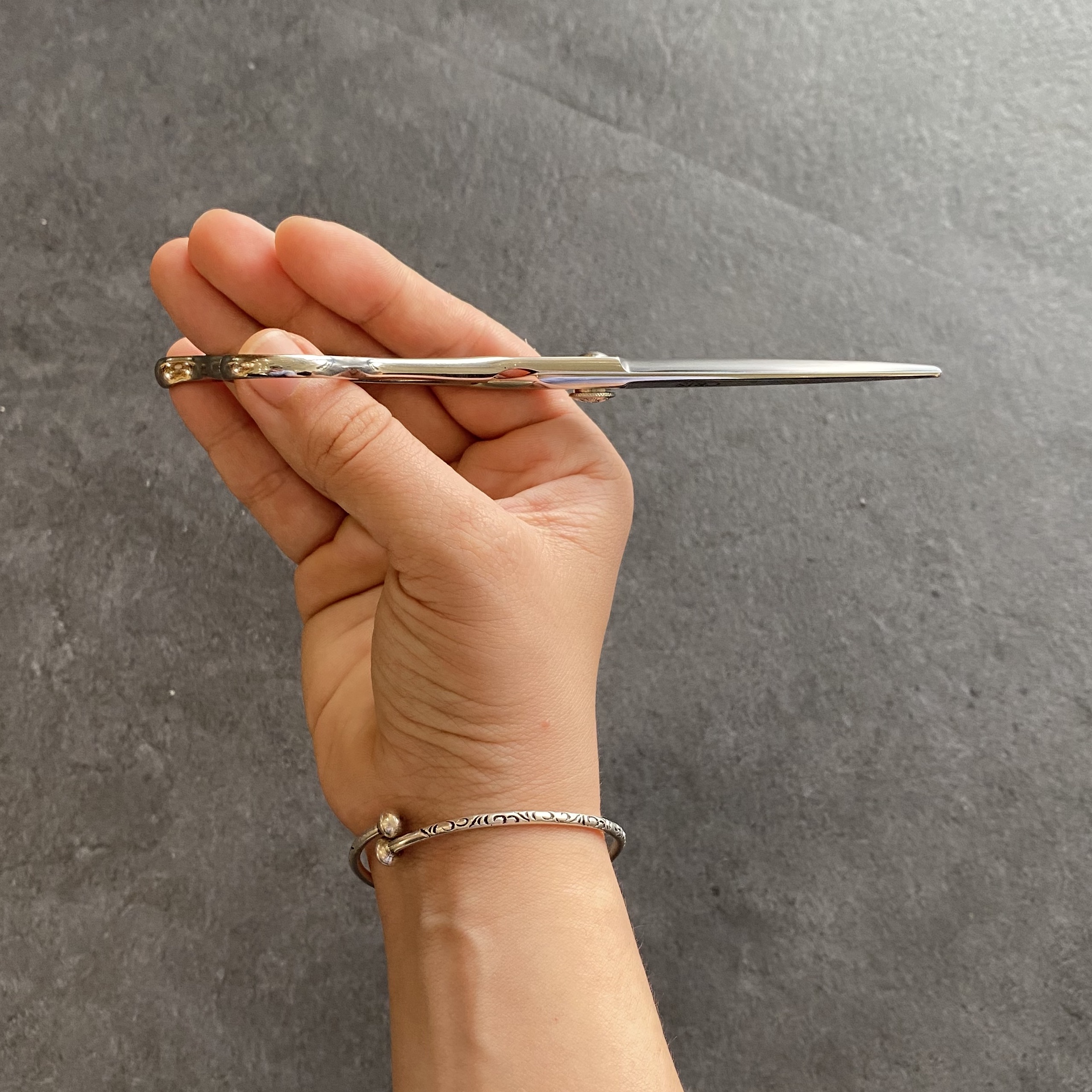 Kéo cắt tóc TORA CR-60