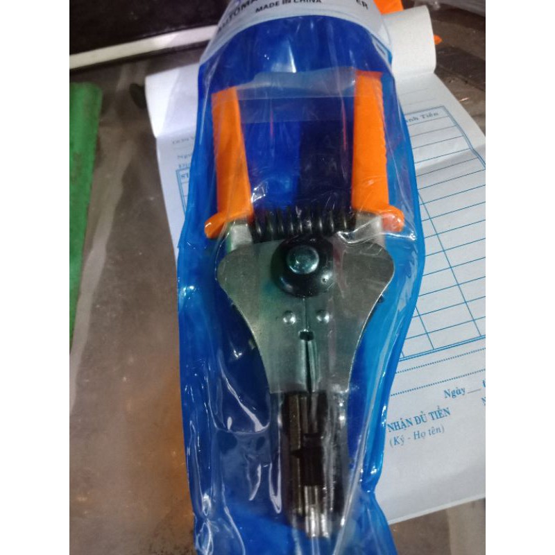 [HCM]Kiềm tuốt dây điện