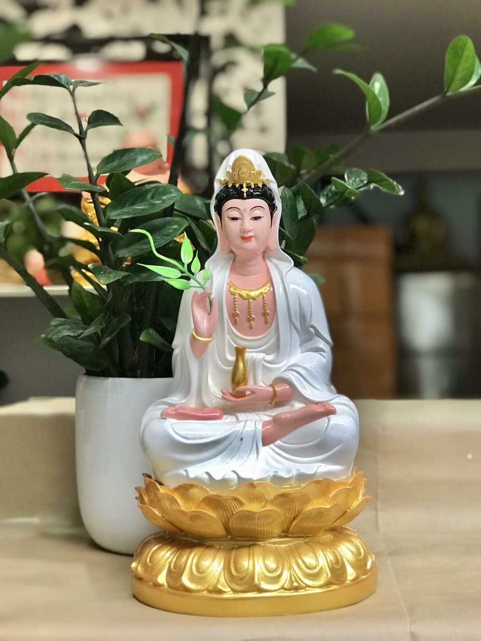 Tôn Tượng Quan Âm Bồ Tát Cao 30cm (Trắng)