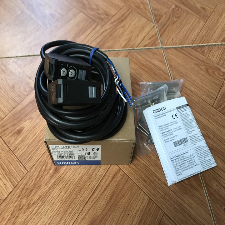 Cảm biến quang E3JK-TR12