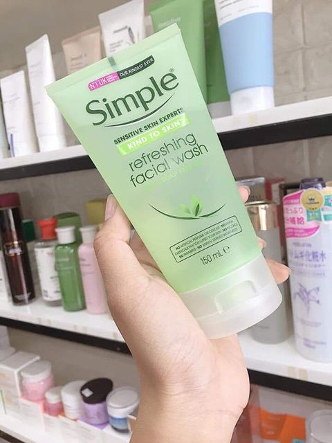 SỮA RỬA MẶT SIMPLE