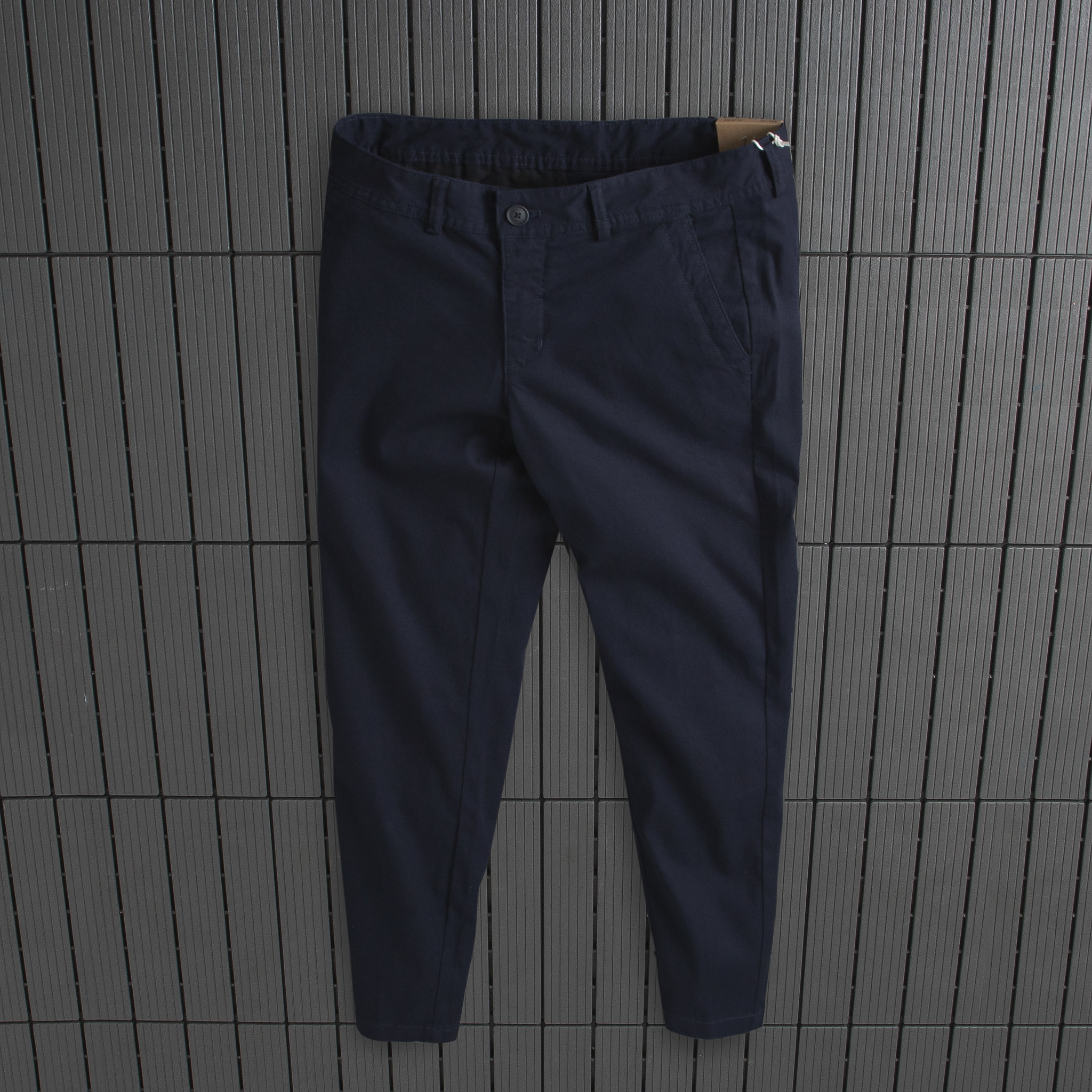 Quần kaki nam TORANO dáng basic thêu logo, form chuẩn EABK019