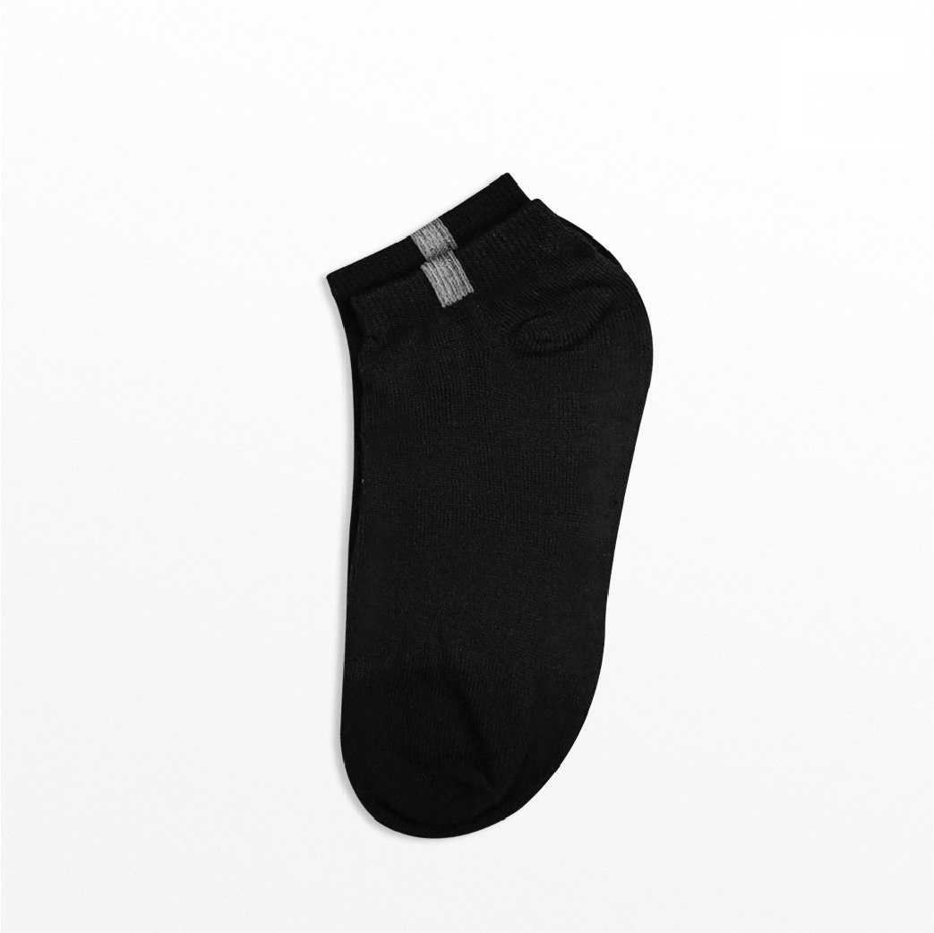 Tất vớ YEET Unisex Basic Đen/Trắng Local Brand