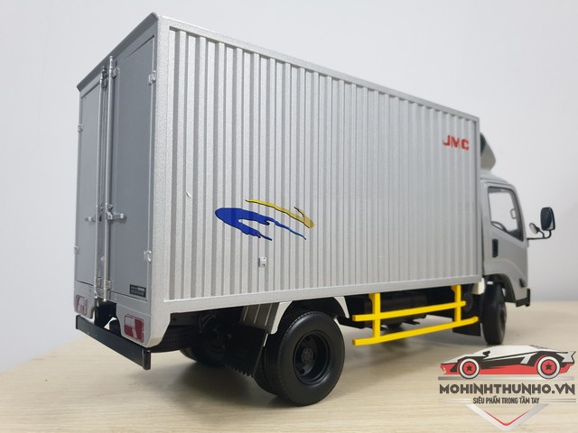 Xe tải mô hình JMC, tỉ lệ 1:18, màu bạc
