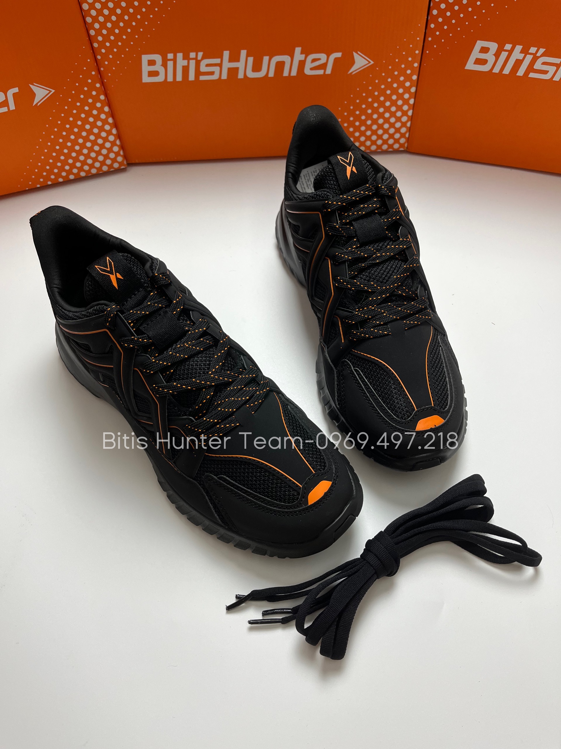 Giày Thể Thao Cao Cấp Nam Nữ Bitis Hunter X Multi Layer - DSMH02800DEN/DSWH02800DEN