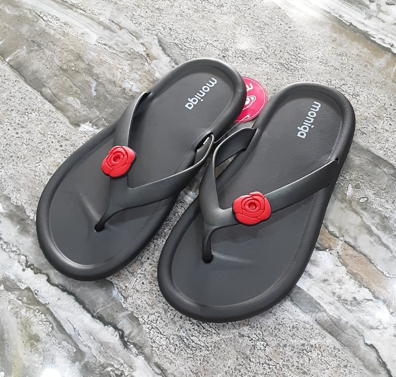 mẩu dép kẹp hình,  dép xỏ ngón nữ, hàng thái lan, nhập khẩu, chất liệu nhẹ, mềm, mang êm chân, siêu bền, size từ 35-39.