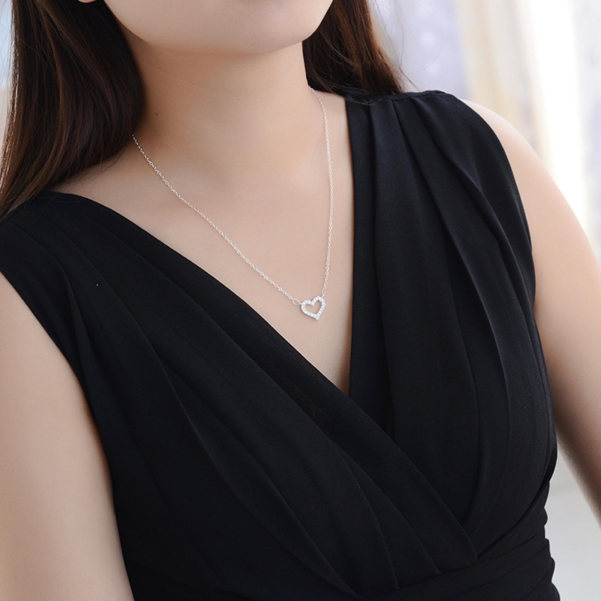 [HCM]Dây Chuyền Mặt Trái Tim Đính Đá DCG6