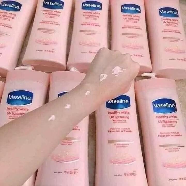 Sữa dưỡng thể trắng da Body Lotion Vaseline 725ml