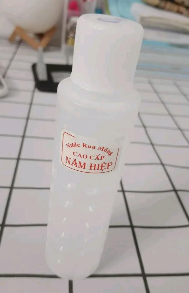 [1 chai] Nước rửa móng tay cao cấp Năm Hiệp 125ml
