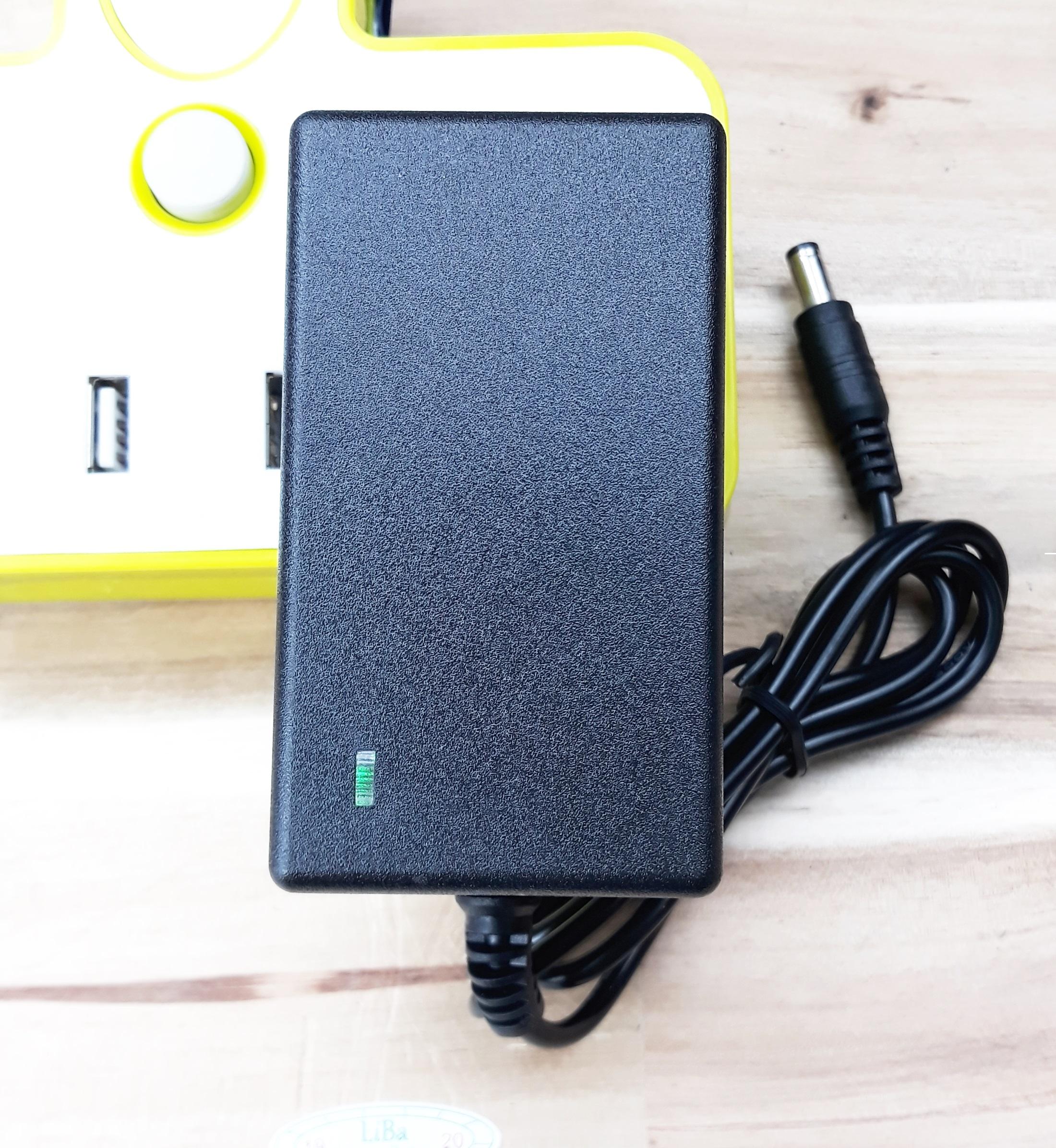 [HCM]Sạc chuyên dụng pin Lithium 12V _ Liba