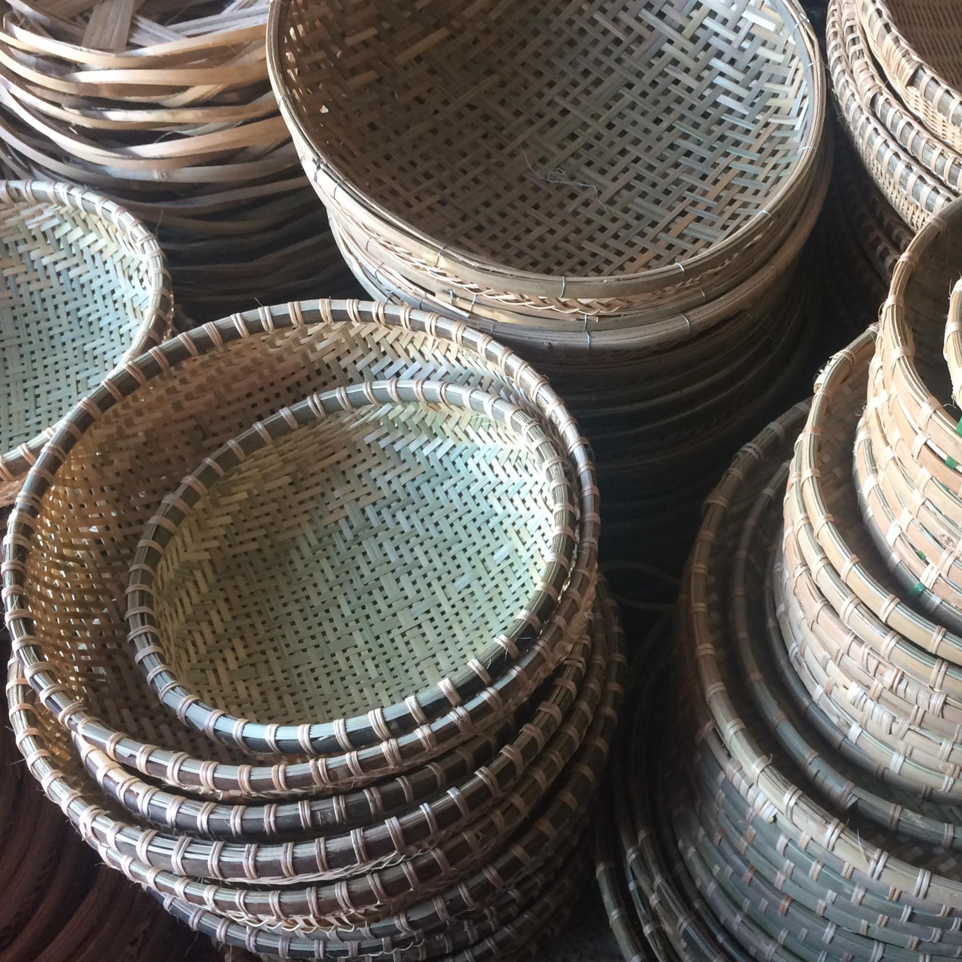 Combo 4 rổ tre ( 2 rổ 25cm, 2 rổ 30cm)