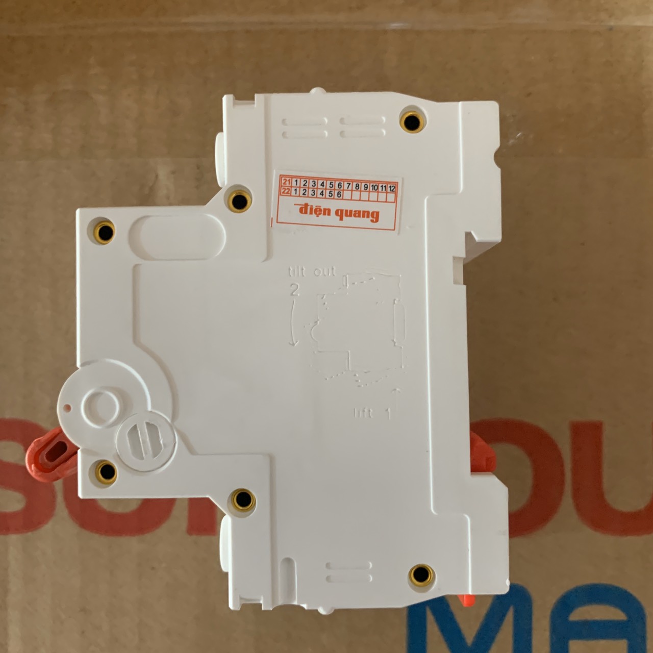 CB 20A chính hãng Điện Quang - 2 cực