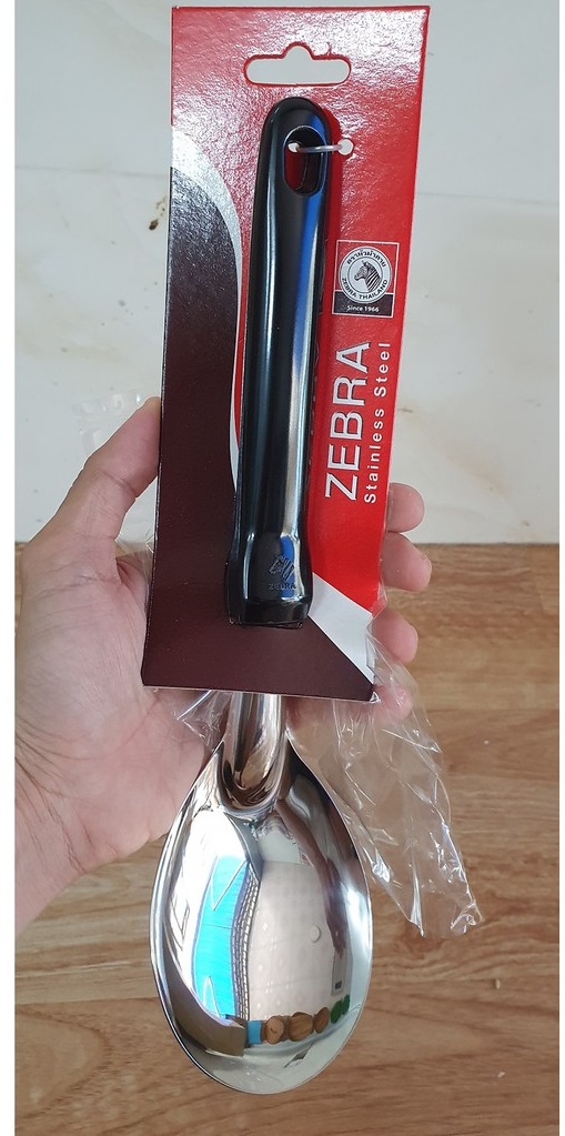 Vá Cơm Inox Cán Nhựa Thái Lan - Zebra 102107