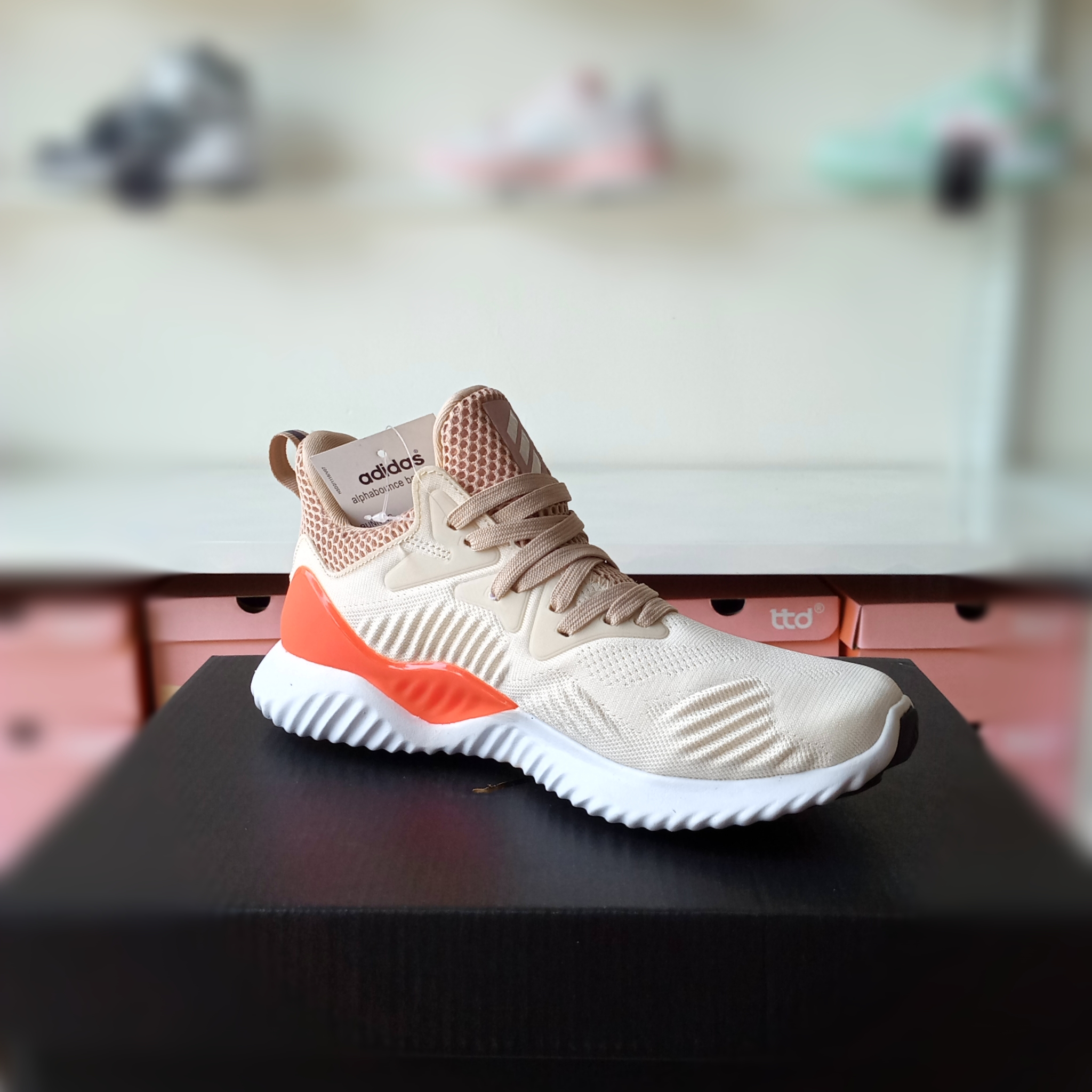 Giày Adidas Alphabounce Beyond hồng kem