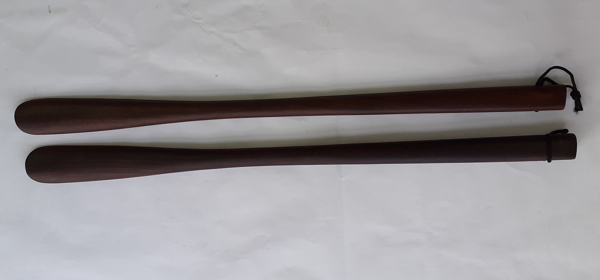 Đón gót giầy gỗ , cây xỏ giầy gỗ muồng đen