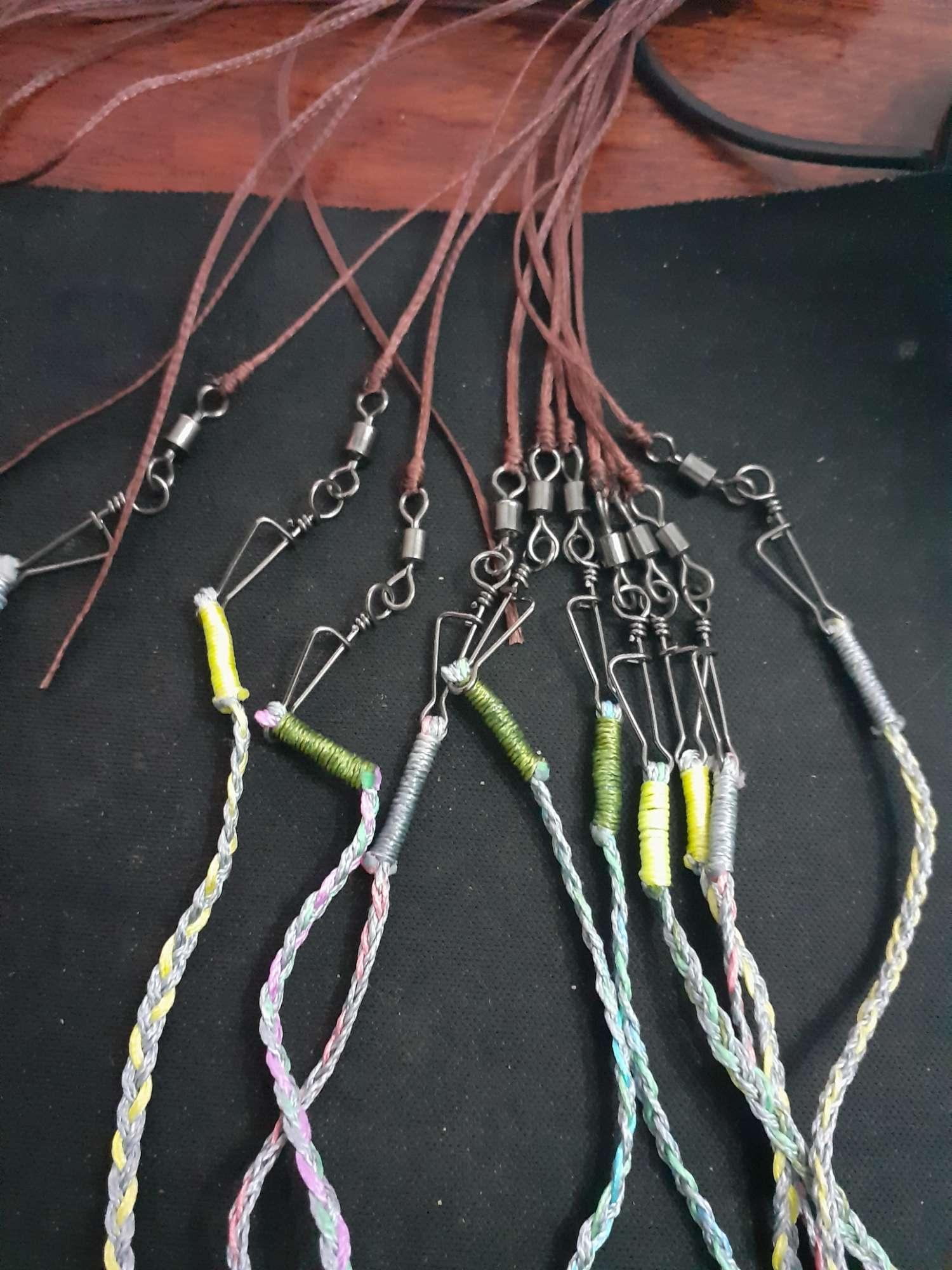 2 sợi xích chân chim chòe than,chào mào