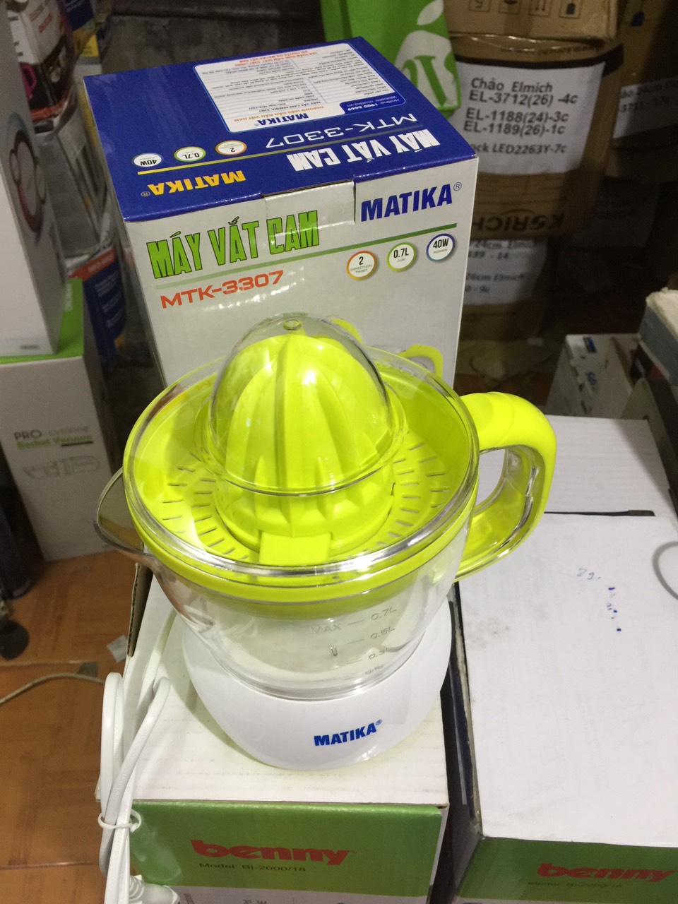 Máy vắt cam Matika MTK-3307
