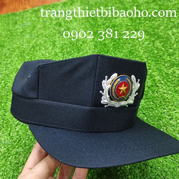Nón bảo vệ xanh đen kèm sao