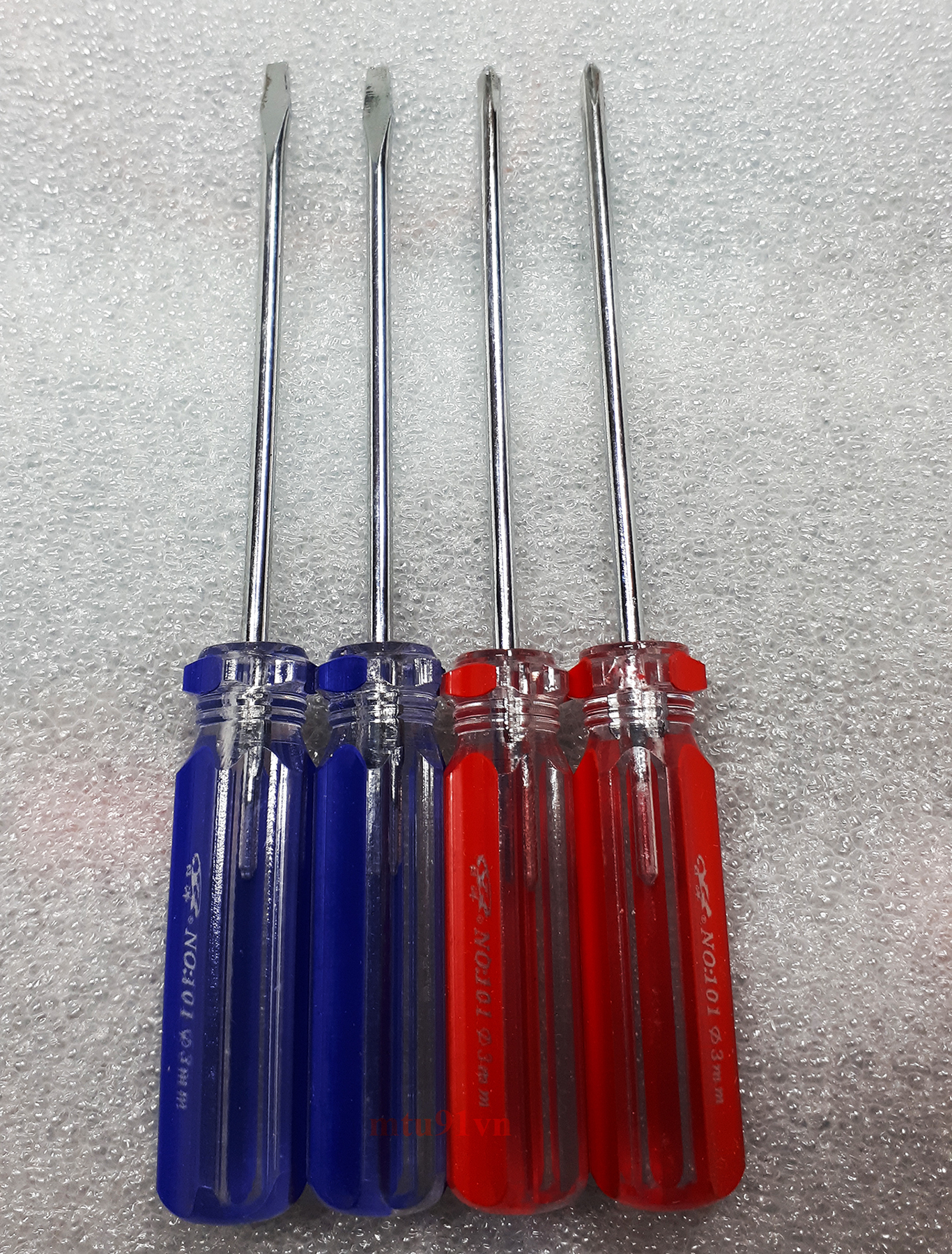 Combo 4 cây - Tua vít nhỏ 3x75mm (2 Cây dẹp + 2 Cây bake)