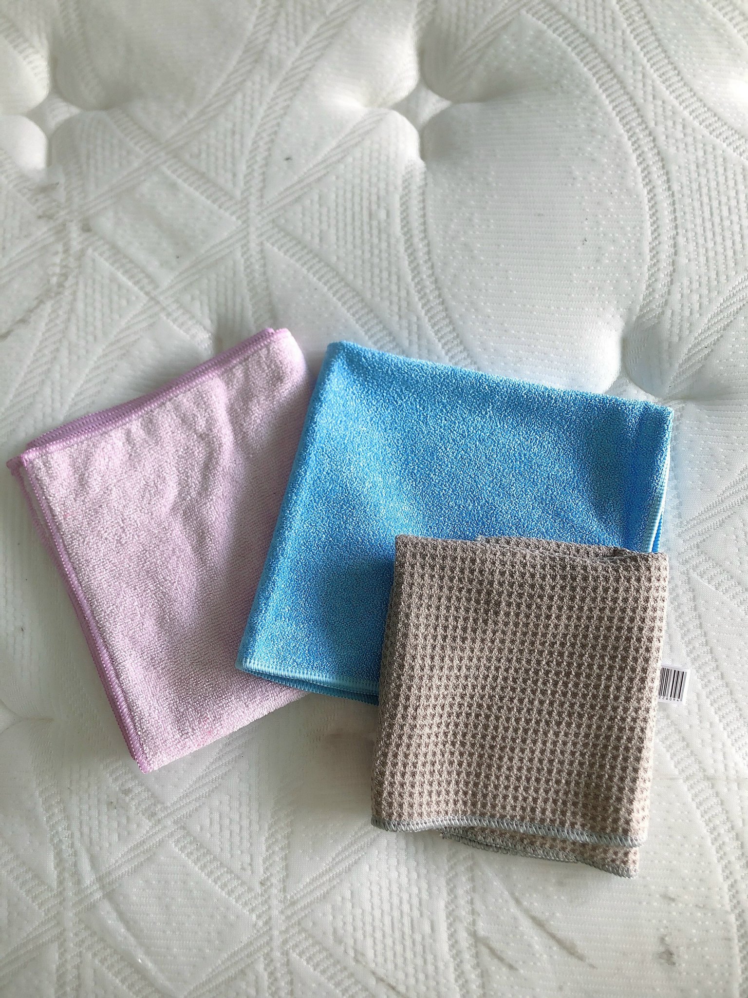 Khăn lau Microfiber cao cấp - Màu ngẫu nhiên- Quà tặng