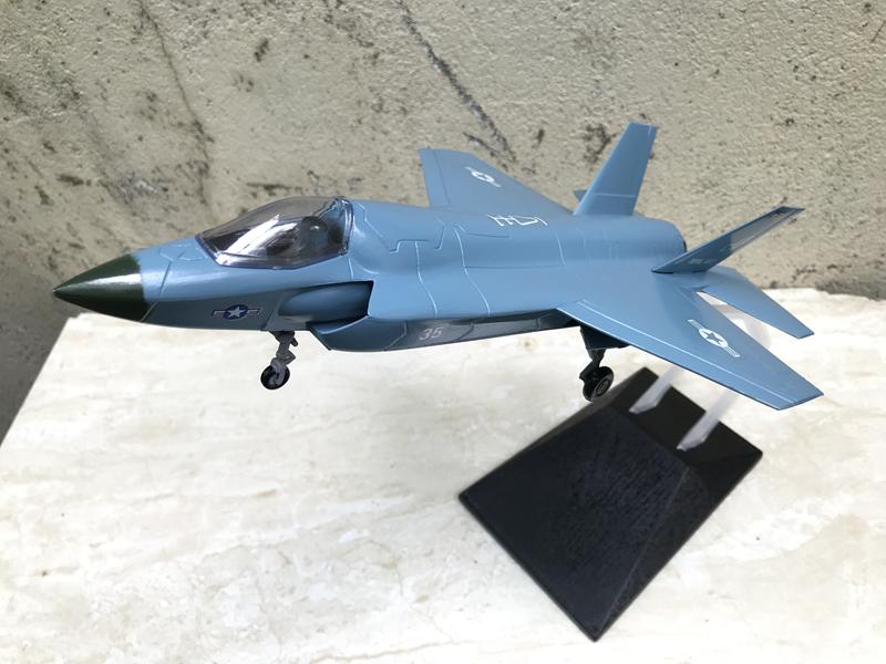 Mô hình Máy báy Tiêm kich F-35 1:72-ABS
