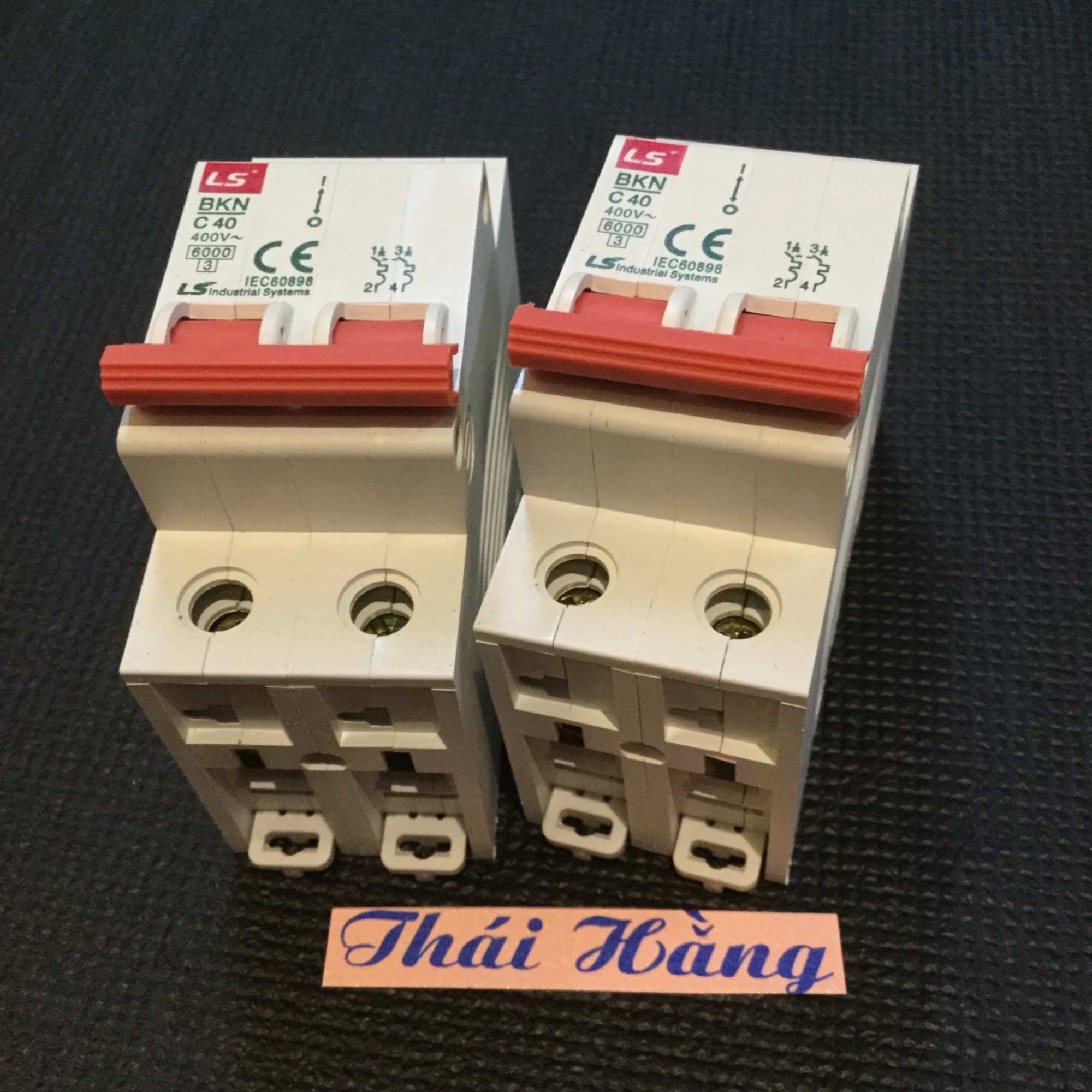 Át tép đôi 40 A/220 v /LS giá cho 1 chiếc