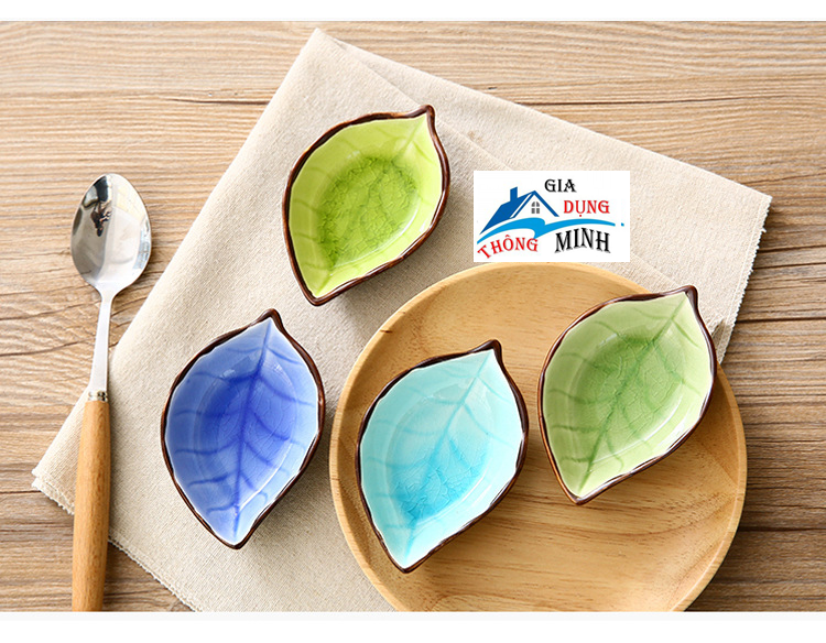 Bát sứ ăn dặm, đựng nước chấm hình lá viền đen 50ml