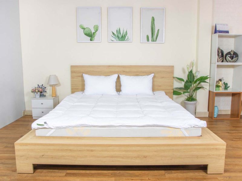 Topper Deluxe Edena êm ái , mềm mại.