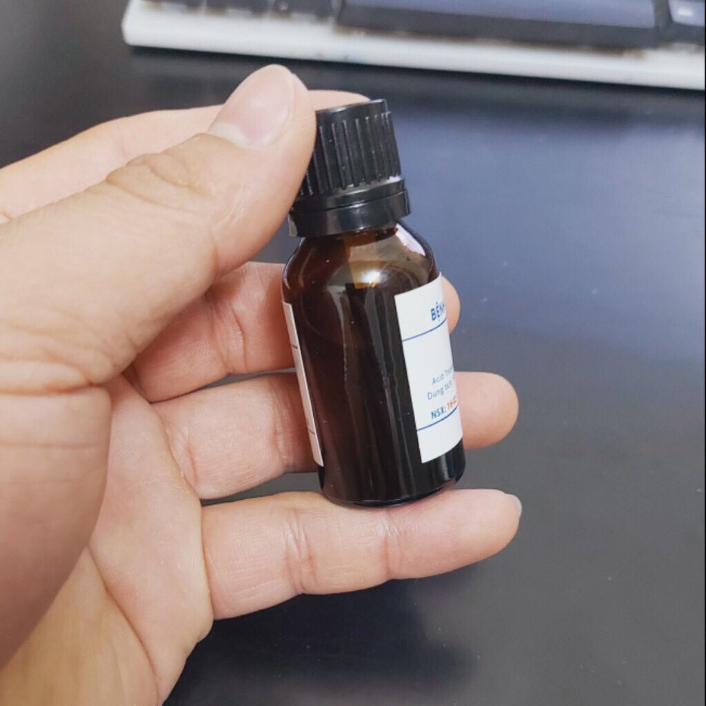 1 lọ bôi mụn cóc. mụn cơm