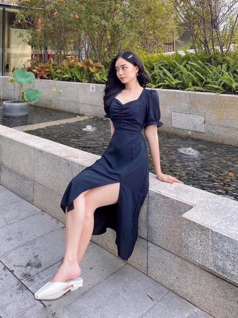 Đầm nhúng ngực xẻ tà 2 màu