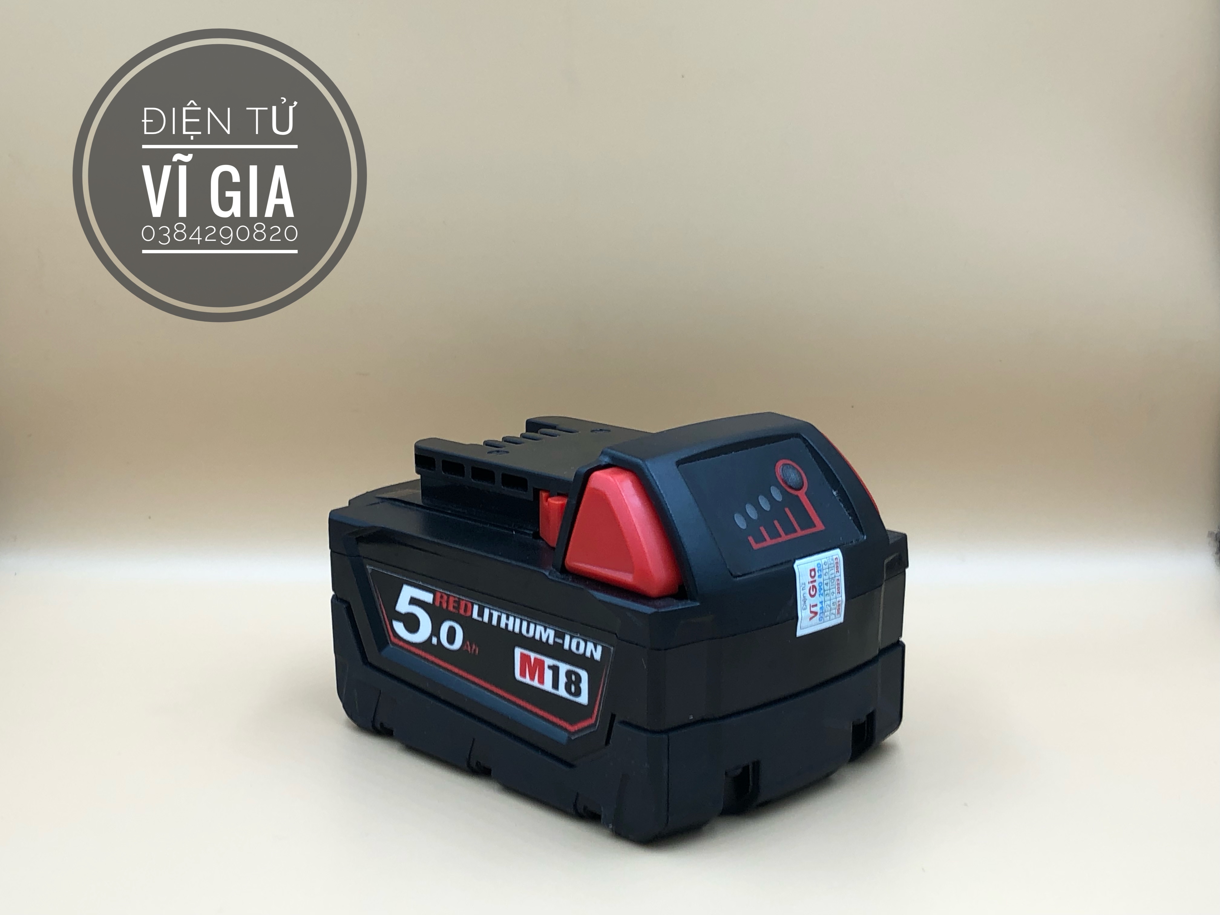 Pin Milwaukee M18 Li-ion  bảo hành 6 tháng