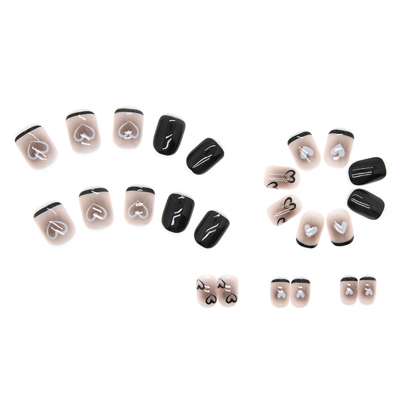 Bộ 24 móng tay giả nailbox đen họa tiết tim 💖💖 SẴN KEO DÁN 💖💖