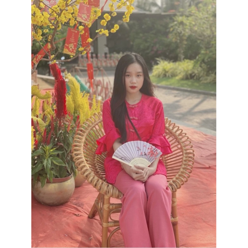 Quạt Cầm Tay Xếp Nan Trúc Vải Lụa Cổ Phong
