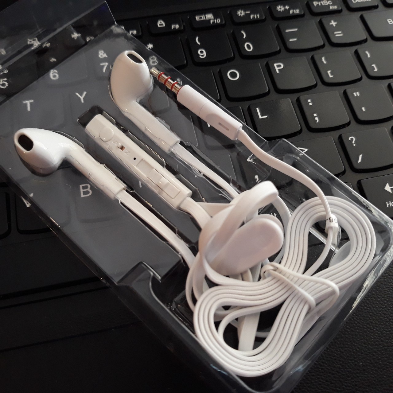 Tai nghe nhét tai BYZ S389 dành cho IPHONE/ANDROID