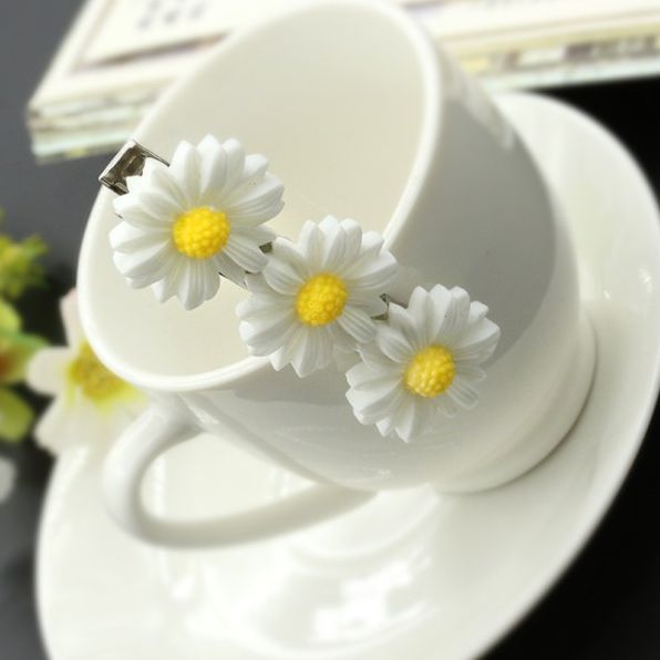 Kẹp tóc, ghim tóc hoa cúc họa mi dễ thương (Giao ngẫu nhiên)