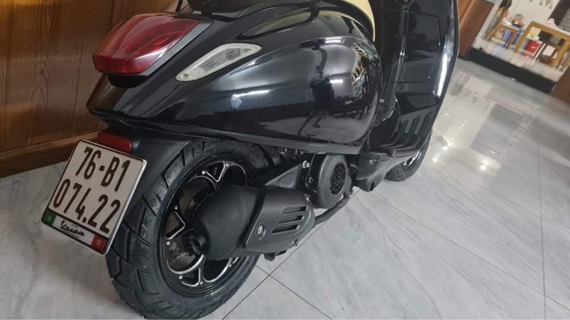 1 Cặp Vỏ (Lốp) Xe Piago Vespa LX Hãng DPLUS