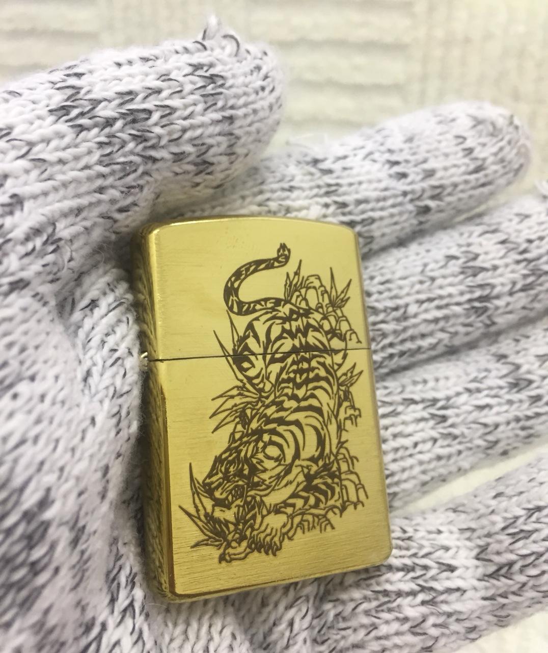 Bật Lửa Zippo Hình Hỗ