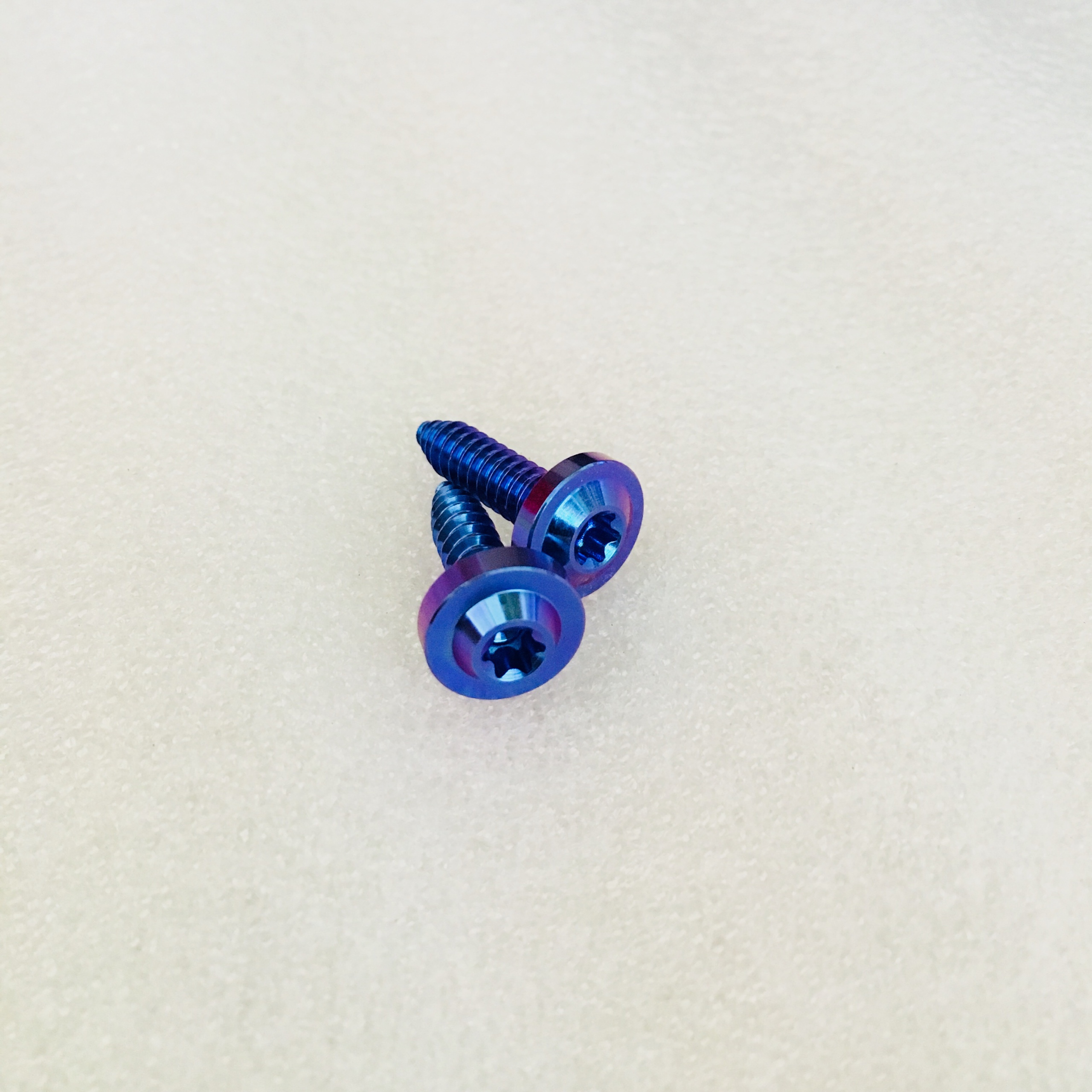 ỐC ÁO GR5 Xanh Tím 6 Ly 1,5 Răng Thưa Gắn Dàn Áo YAMAHA