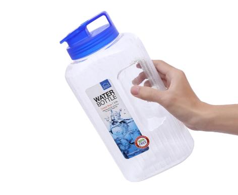 Bình nước AQUA màu xanh nhãn hiệu Lock&Lock 2.6l - HAP739B