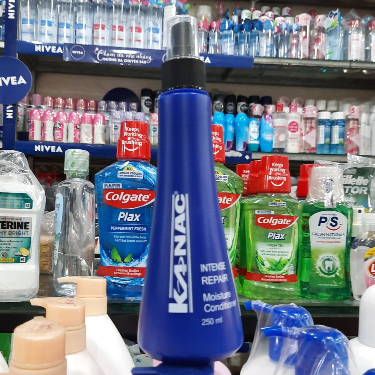 Xịt dưỡng tóc Kanac Intense Repair 250ml cao cấp