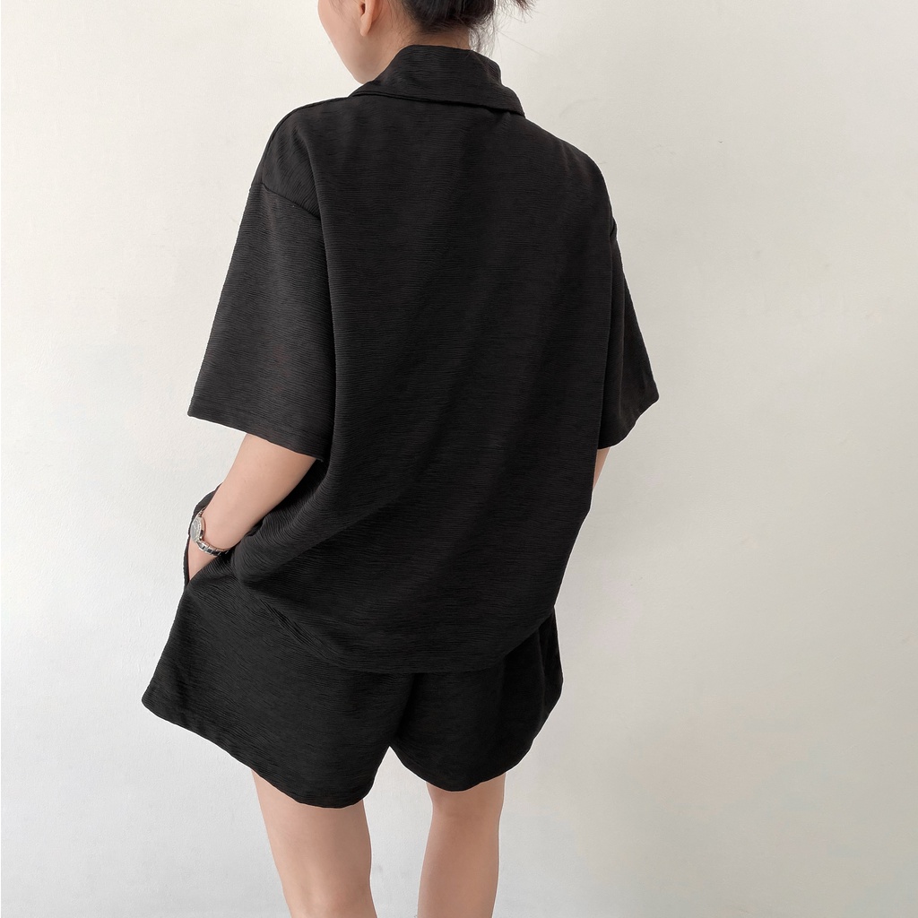 HIGHCHIC - ALL-BLACK SET SHORT VERSION - HIGHCHIC - Gấm mềm dập gân