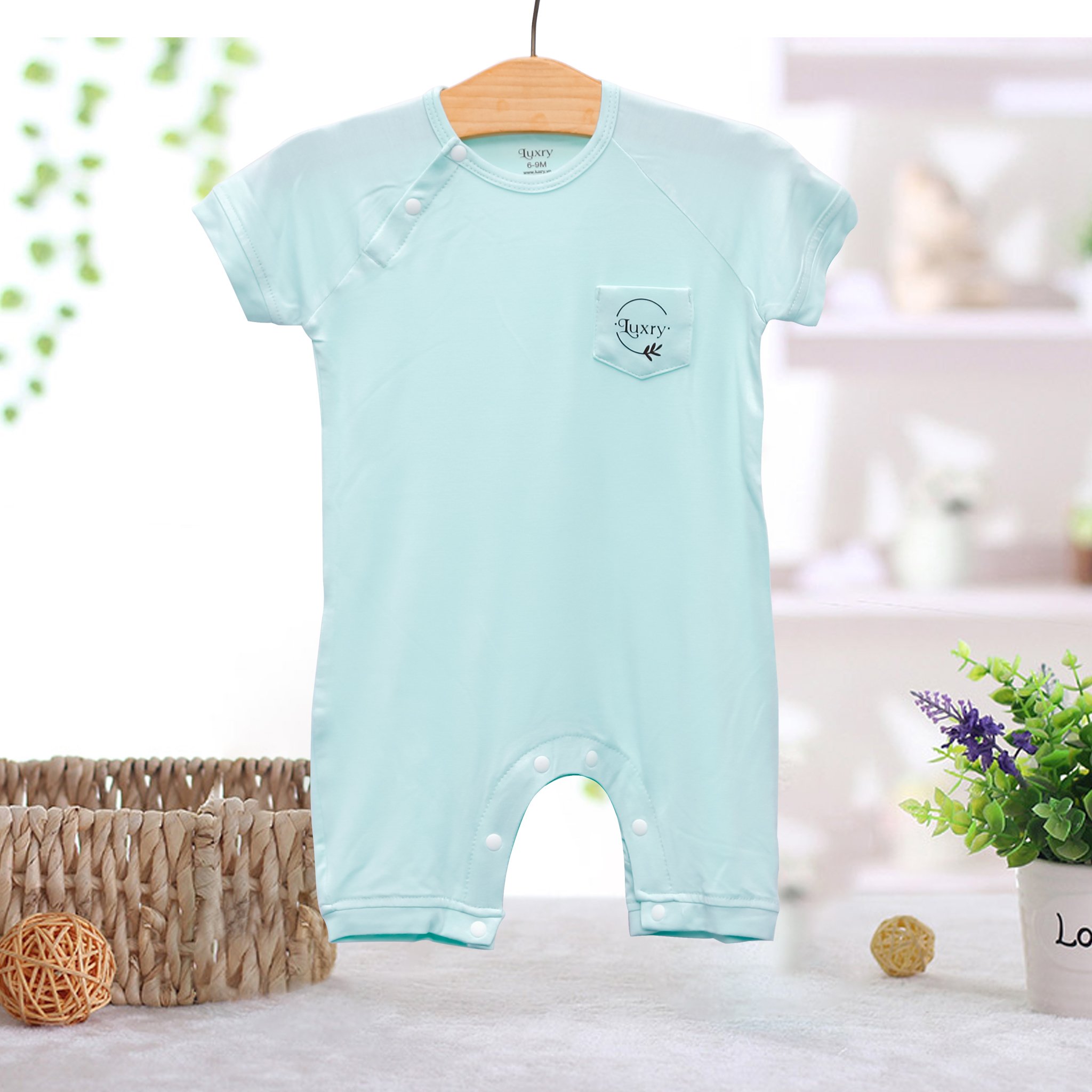 Bộ bodysuit cho bé, cộc tay cài lệch, Luxry vải sợi tre, cao cấp cho bé sơ sinh đến 18 tháng